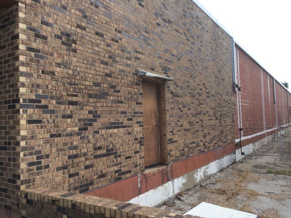 105 W Broadway St, Monett, MO 65708